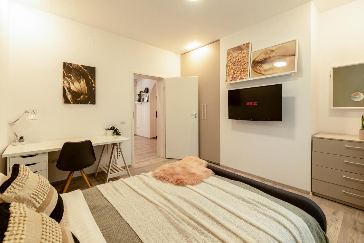 Ideal Stay: Spacious 2Br Apt Near Calea Victoriei Bucharest Exterior photo