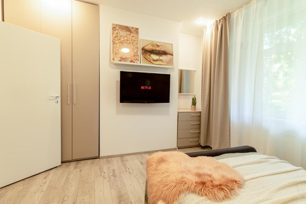 Ideal Stay: Spacious 2Br Apt Near Calea Victoriei Bucharest Exterior photo